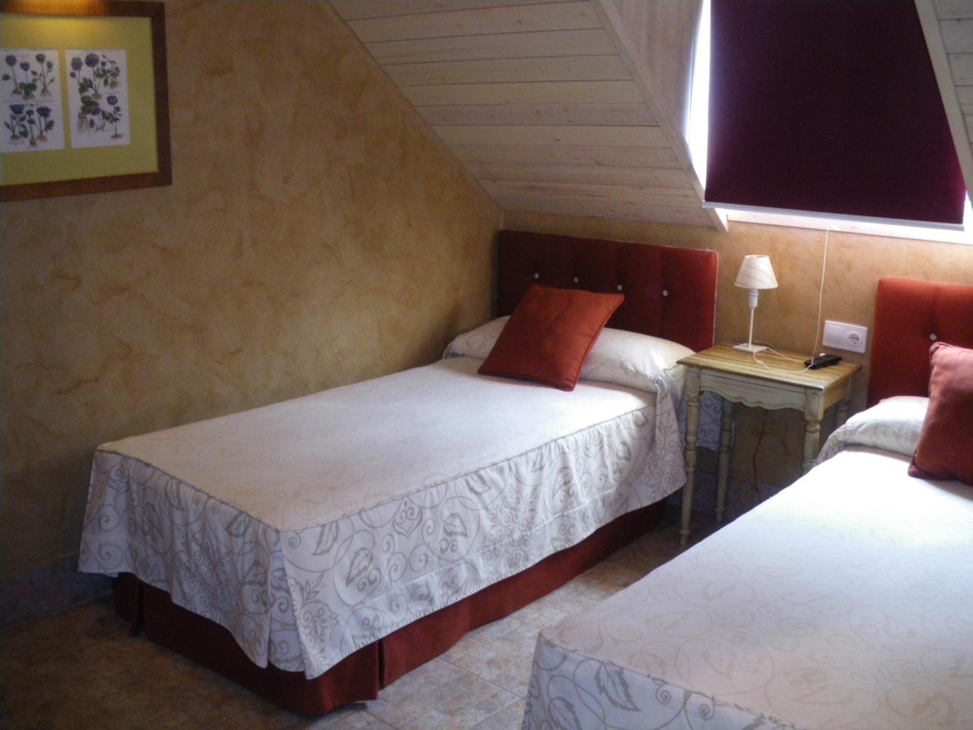 Hotel Pradets Vielha Esterno foto